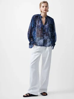 French Connection Jeans & A Nice Top-Dawn Recycled Hallie Crinkle Blouse
