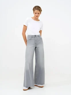 French Connection Jeans & A Nice Top-Denver Denim Relaxed Wide Leg Jeans 34 Inch